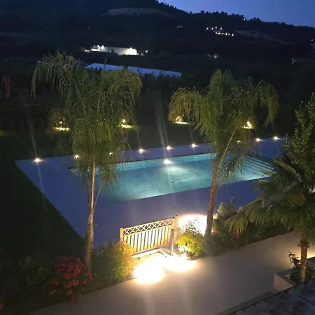 Scarpino Konukevi Massignano